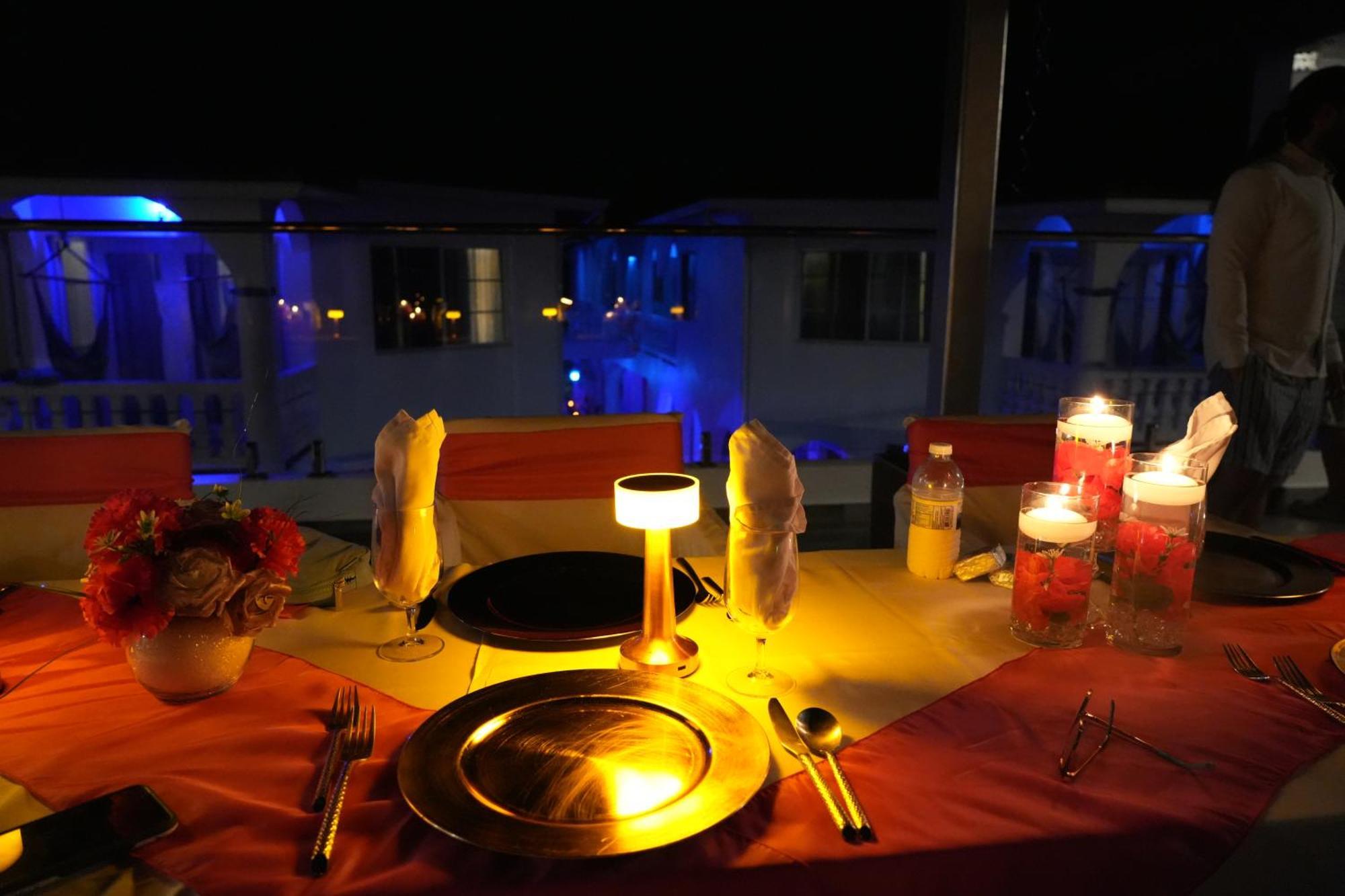 Blue Skies Beach Resort Negril Esterno foto